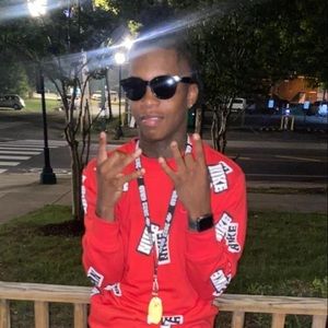 Meet your Posher, Gusto